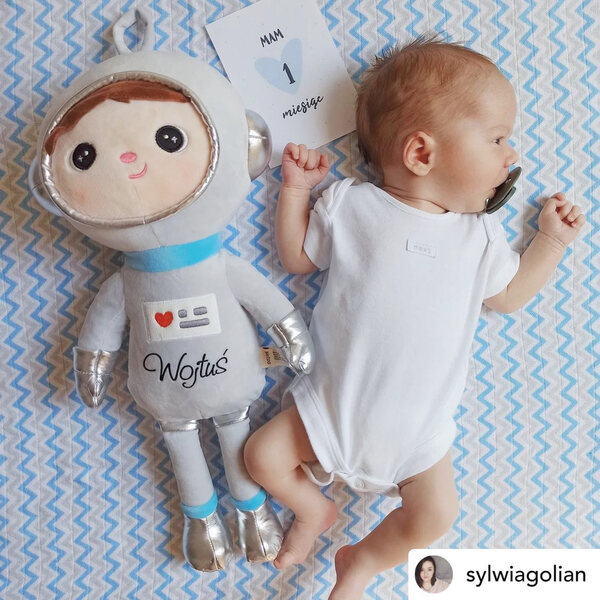 Cosmonaut Doll Metoo con nome personalizzato per bambino, regalo unico e sicuro