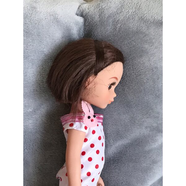 Bambola con capelli 34 cm usata per bambini 3+ con vestiti lavati