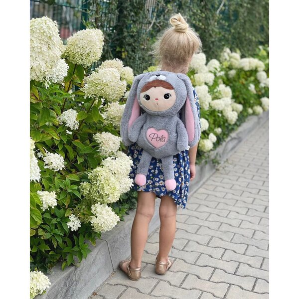 Metoo Grey Rabbit Rucksack mit individueller Gestaltung: weich und sicher für Kinder