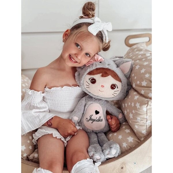 Metoo Fluffy Kitten con Fiocco Doll 48 cm personalizzabile con nome e metrica