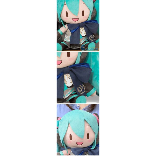 Hatsune Miku Plüsch 32 cm weich, zart und mit sicherem Leuchteffekt