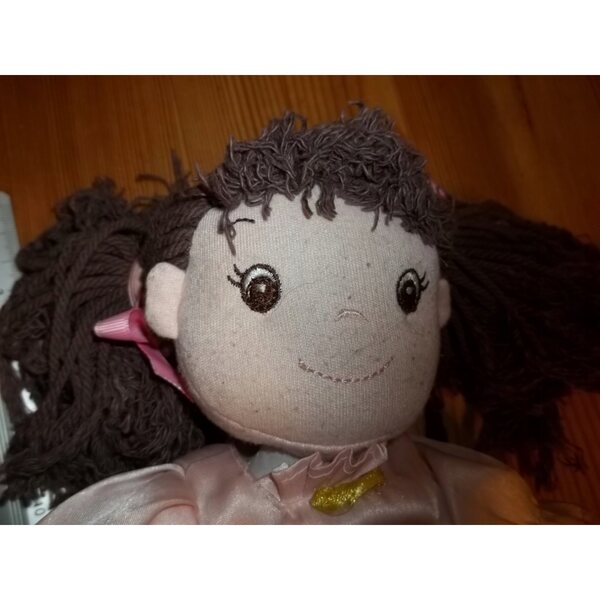 Aurora 25 cm große Stoffpuppe aus weichem Stoff für Kinder ab 3 Jahren
