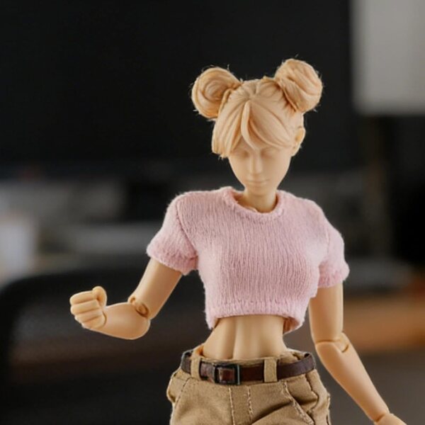 Kurzes T-Shirt aus Stoff für weibliche Actionfigur im Maßstab 1:12, Pink