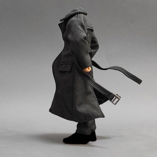 Lange Windjacke für 1/18 Actionfigur – perfekte Passform und weicher Stoff