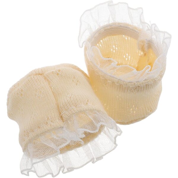 GARVALON Socken mit gelber Spitze für 20 cm große Puppen aus weichem Polyester
