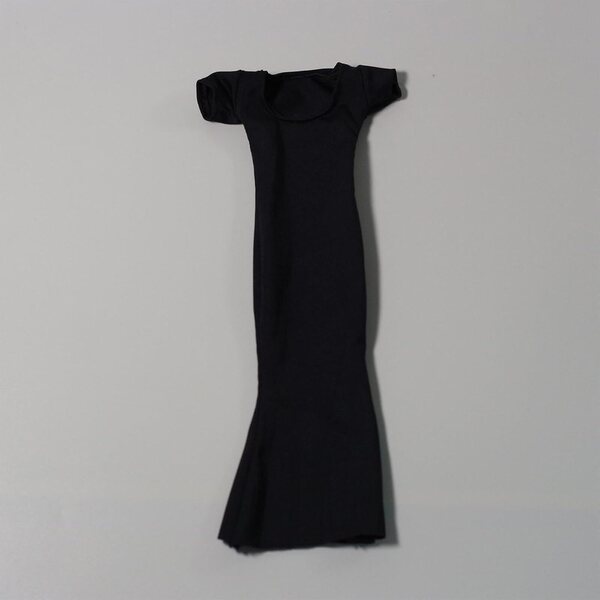 TISHITA Abito Nero Attillato 1/6 per Bambola Femminile con Fishtail Fashion