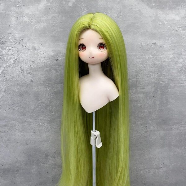 Avocadogrüne Puppe-Perücke aus weicher Seide, glattes Haar, Hitzestyling, 22–23 cm