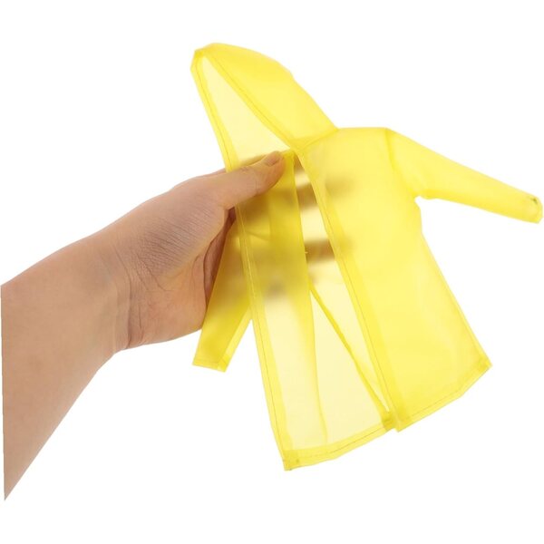 Gelbes Regenmantel-Set für Puppen: Weste, Hose, Stiefel und Regenponcho