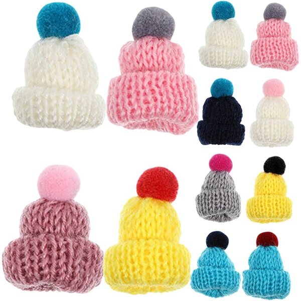 12 Cappellini Miniatura Colorati in Maglia per Decorazioni, Feste e Gioielli Creativi
