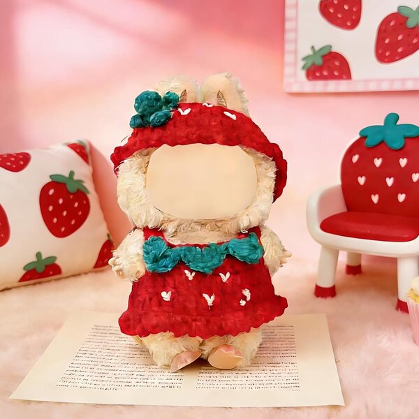 Set 2 pezzi abiti fatti a mano per bambole 17 cm tema hamburger e fragola