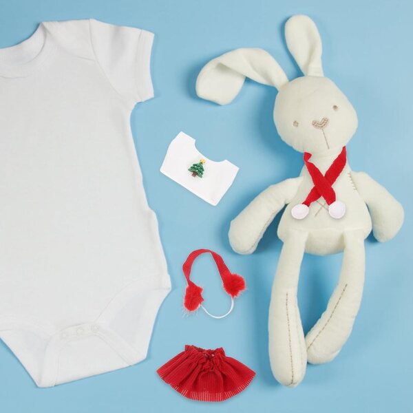 Vêtements de Noël pour poupées BESTonZON avec jupe rouge, écharpe et cache-oreilles