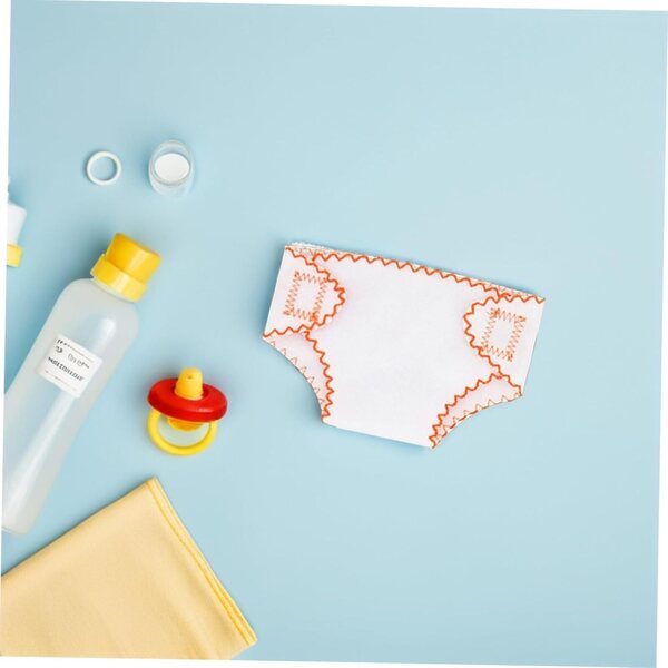 BESPORTBLE Set 4 Pannolini in Stoffa Miniatura per Bambole - Accessori Realistici per Case delle Bambole