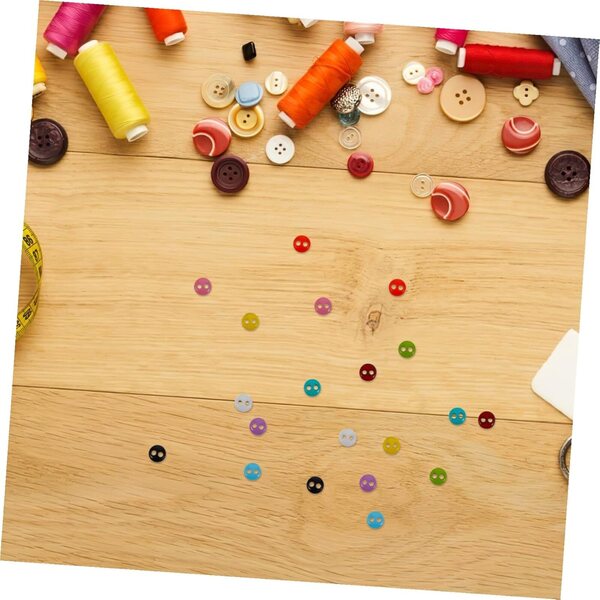 Set 20 Mini Bottoni Colorati per Bambole in Plastica Facili da Cucire e Decorare