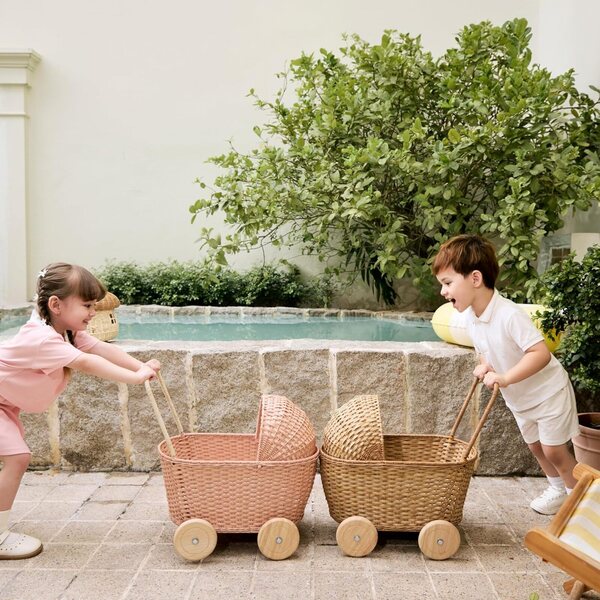 GON Kinderwagen 3 in 1 Kinderwagen aus natürlichem Rattan, Puppenwagen mit Kissen und Matratze