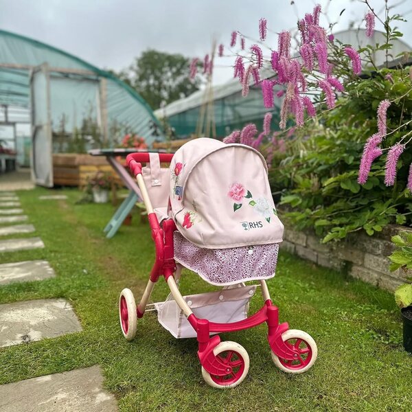 Rome RHS Flora – Puppenwagen mit verstellbarem Griff aus ökologischem Stoff, 55–78 cm