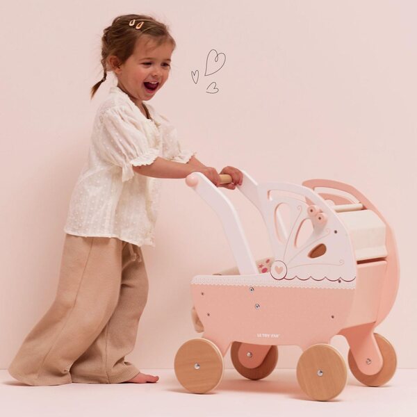 Le Toy Van Spielzeugkinderwagen aus FSC-Holz mit Tasche und Baumwolldecke, 54 cm, Montessori