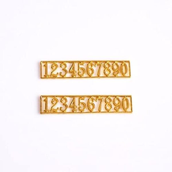 Set Vintage-Miniaturzahlen für Puppenhaustür 1/12 aus goldfarbenem Metall