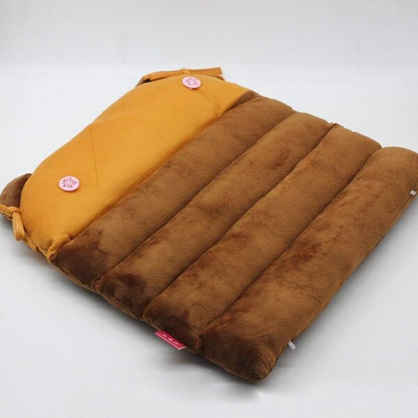1:6 Weiches und bequemes Puppenbett in Tierform – Miniaturzubehör