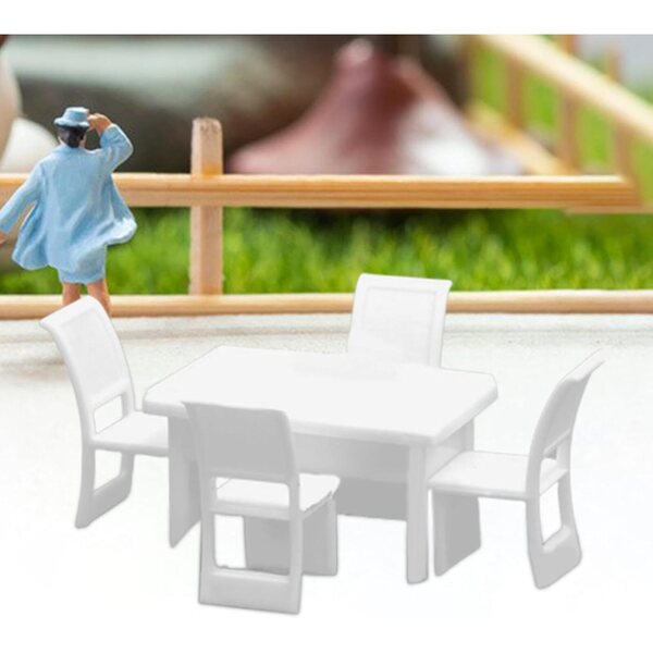 Miniaturmöbelset 1:50 Tisch und 4 Stühle für Puppenhäuser und Landschaften