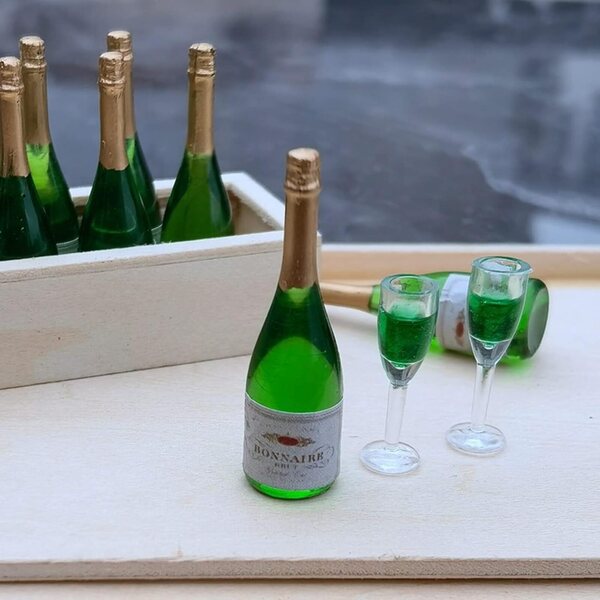 Puppenhaus-Miniatur-Champagner-Set mit 10 Flaschen und 20 PVC-Gläsern