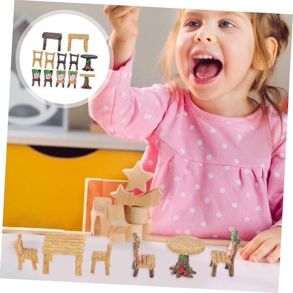 VICASKY Set 4 Mini Mobili in Resina Tavolo e Sedie per Decorazioni Fai Da Te