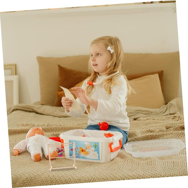 VICASKY Mini-Kleiderbügel-Set aus Holz für Puppen, zum Organisieren von Puppenhaus-Kleidung