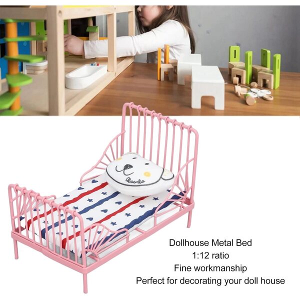 Metallbett für Puppenhaus 1:12 mit Matratze und Kissen – Vintage-Design