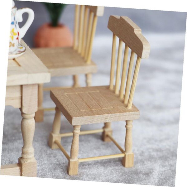 VICASKY Set Miniatura Tavolo e 4 Sedie in Legno per Casa delle Bambole Realistico