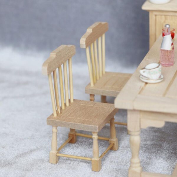 VICASKY Set Miniatura Tavolo e 4 Sedie in Legno per Casa delle Bambole Realistico