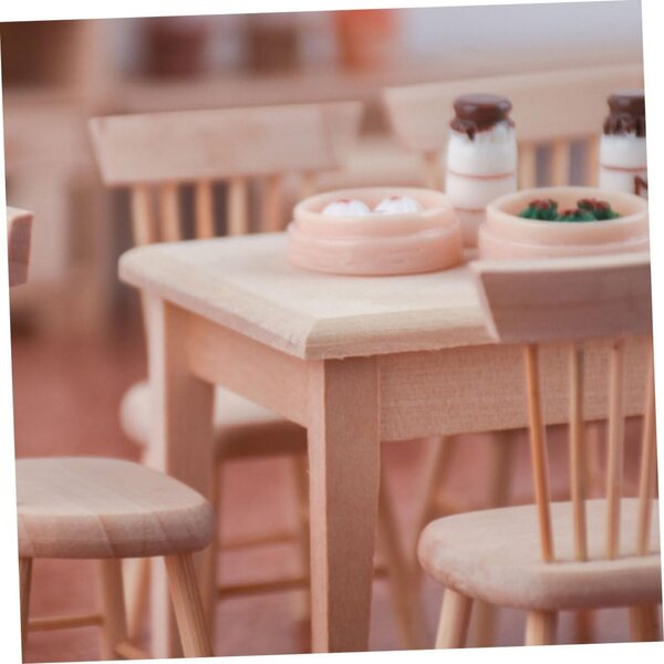 VICASKY Set Miniature Scrivania e 4 Sedie in Legno per Casa delle Bambole