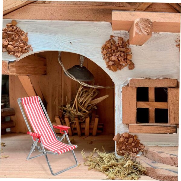 VICASKY Mini-Liegestuhl in Rot für Puppenhaus- und Miniaturdekorationen