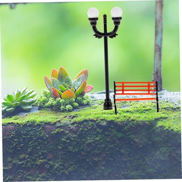 VICASKY-Set mit 4 Miniatur-Gartenmöbeln mit Bänken und Laternenpfählen für Puppenhäuser