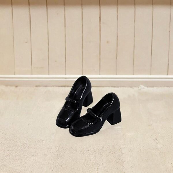 1:12 Miniatur-High-Heels-Schuhe für 6-Zoll-Actionfiguren – Schwarz