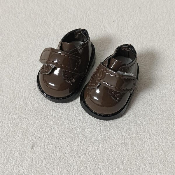 Tmboryuu Puppenschuhe aus PU-Leder, 2 Paar, realistisches und rutschfestes Design