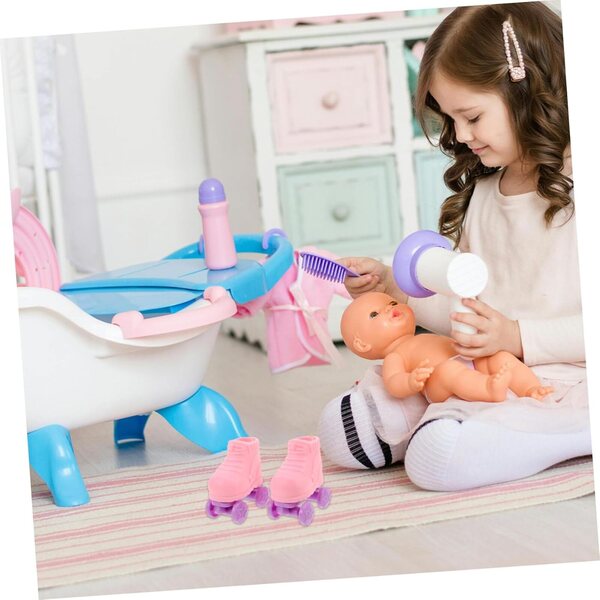 3 Paar Rollschuhe für rosa Miniaturpuppen – Puppenhauszubehör