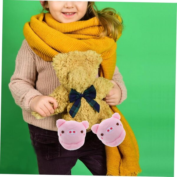 Plüsch-Hausschuhe in Schweineform für Puppen – zartrosa Winter-Accessoires