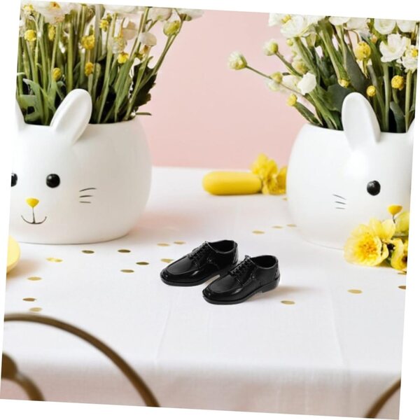 iplusmile 12 Paar schwarze Miniaturschuhe für 11-Zoll-Puppen, Feenhäuser und Mikrolandschaften