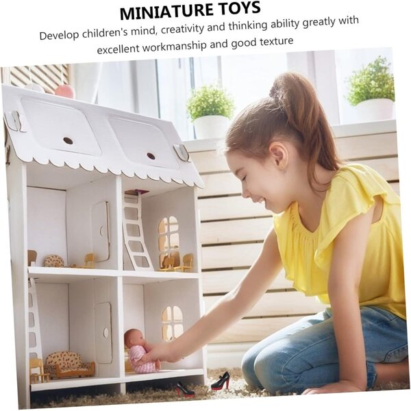 Scarpe Miniatura per Bambola 2 Paia Tacchi Alti Plastica Colori Assortiti Bambini