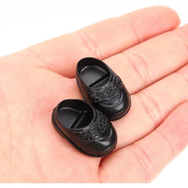 Vaguelly 5 Paar Miniaturschuhe für Puppenhäuser, realistische Accessoires aus Kunststoff