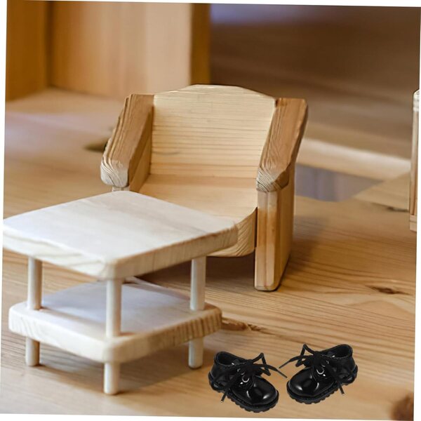 Miniatur-Schuhe aus schwarzem Kunstleder für Puppen – tragbare dekorative Accessoires
