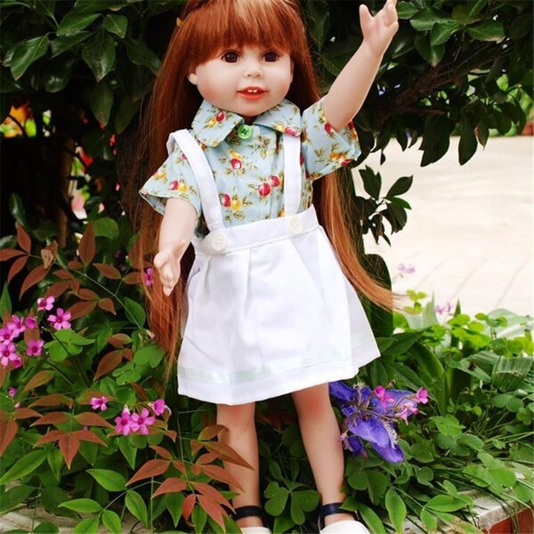 Kleid für 46-cm-Puppen – weißes Schürzenkleid und Bluse mit Beerenaufdruck