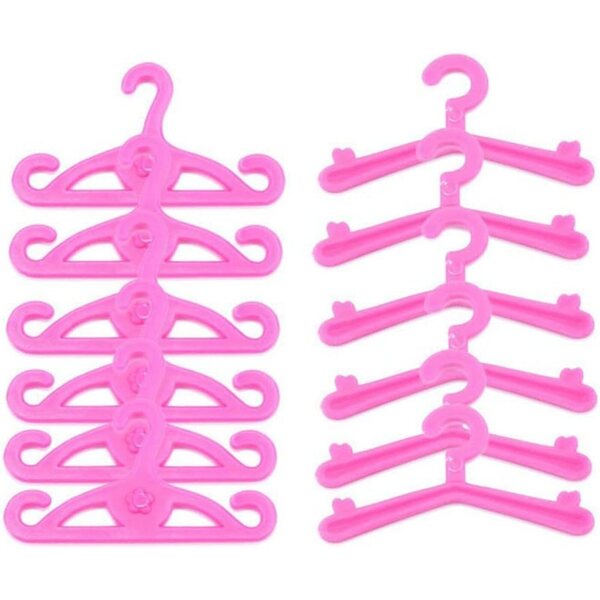 Set Accessori per Bambole 30 cm - 83 Pezzi Abiti, Scarpe, Utensili e Supporti