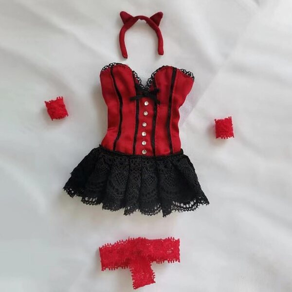 Stoffkleid für 1/6 weibliche Figuren – komplett mit Accessoires und Bettwäsche