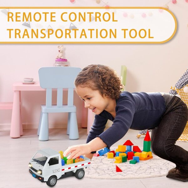 Camion telecomandato 1:16 per bambini con luci LED e controllo facile