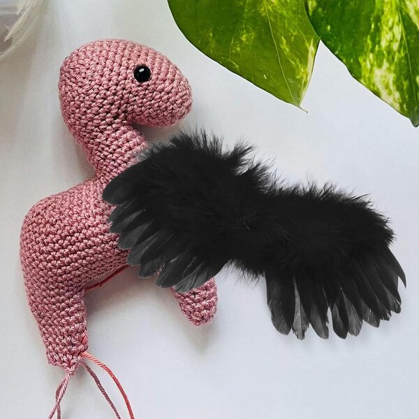 Costume Piume Angelo Nero per Bambini – Morbido, Confortevole e Versatile per Giochi di Ruolo