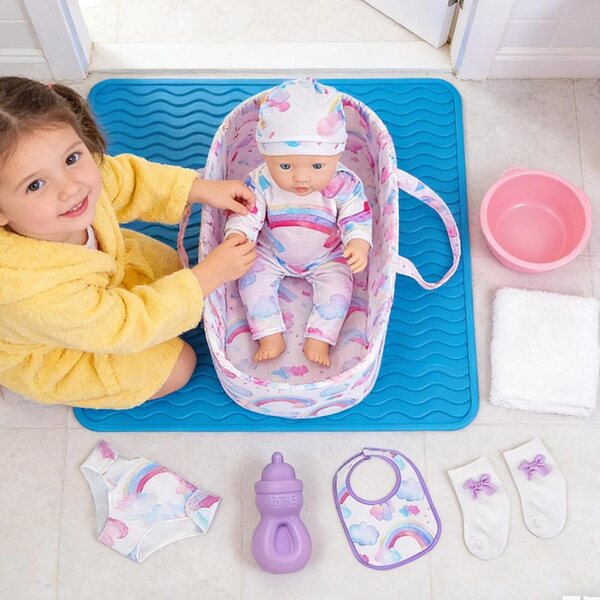 Realistisches Kleidungsset für 46-cm-Puppen mit Zubehör und klappbarer Wiege