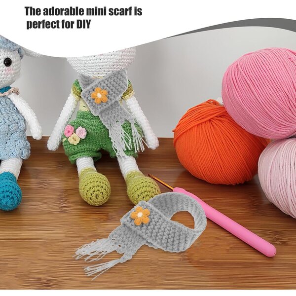 Set 5 Mini Sciarpe in Lana Regolabili Grigie per Bambole e Decorazioni Fai da Te
