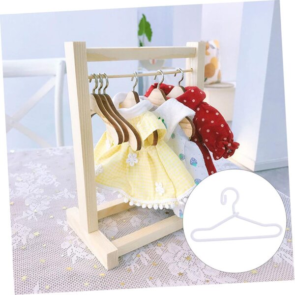 Gatuida 40 Stück Kleiderbügel aus Legierung für Miniaturpuppenkleidung 4x2,2 cm weiß