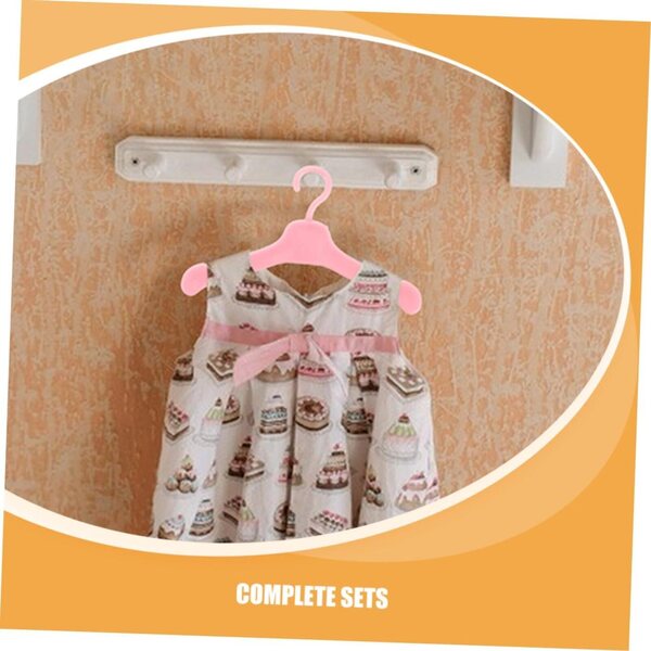 Vaguelly 60 rosa Mini-Kleiderbügel für Puppen – widerstandsfähige und kompakte Kleiderbügel für Puppenhäuser