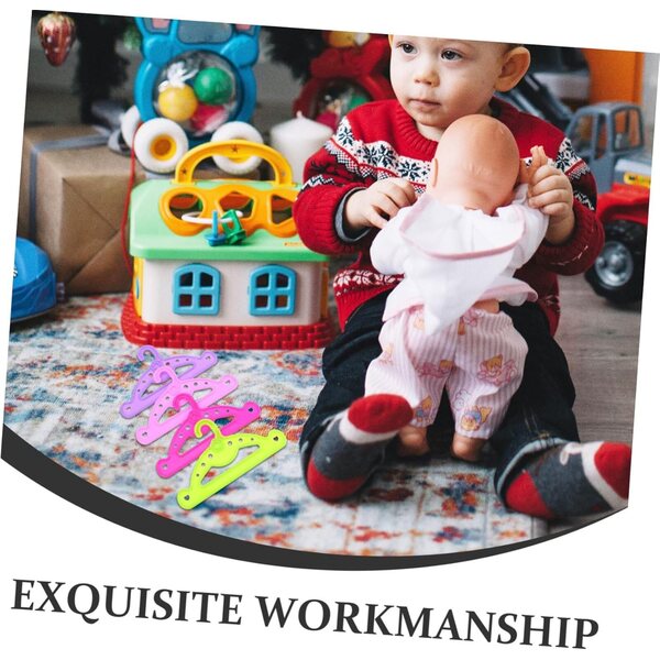 16 farbige Mini-Kleiderbügel aus Kunststoff für praktische und widerstandsfähige Organizer-Puppen
